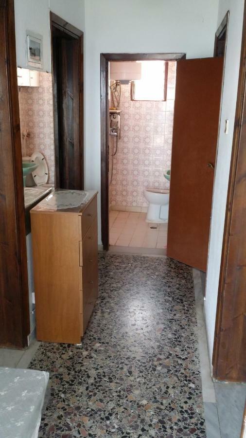 Grigorios Apartments Nea Vrasna Ngoại thất bức ảnh